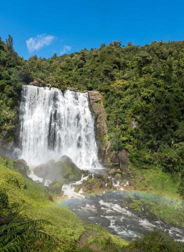 Cachoeira de Marokopa, na Nova Zelândia